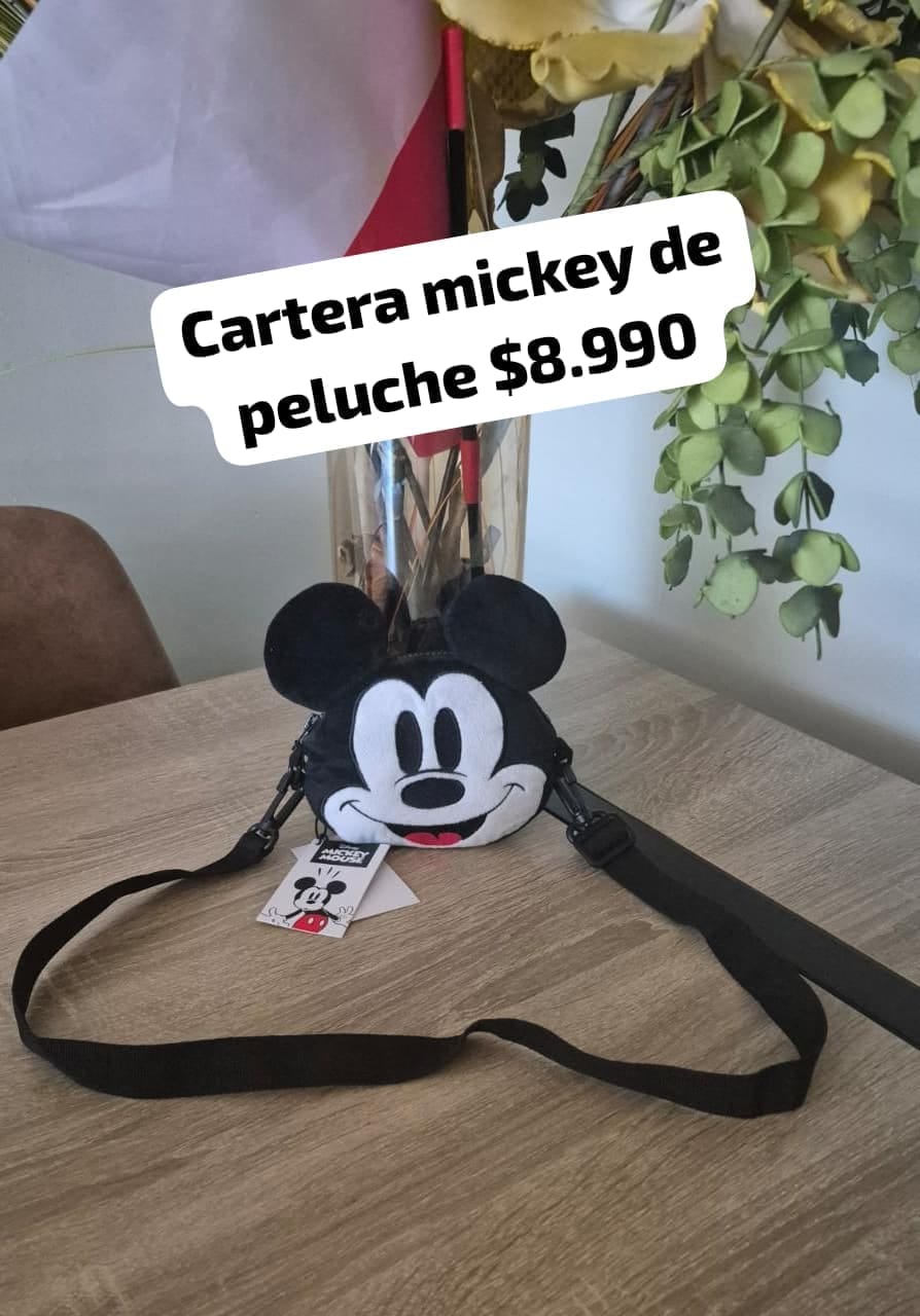 cartera o bandolera de peluche con la cara de Mickey Mouse